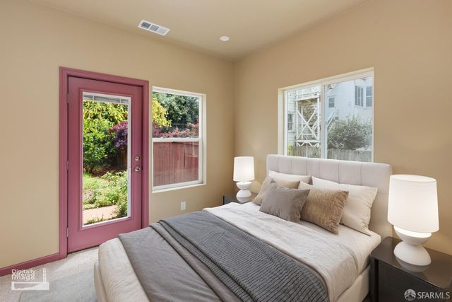 369 Frederick Street, San Francisco, CA 94117