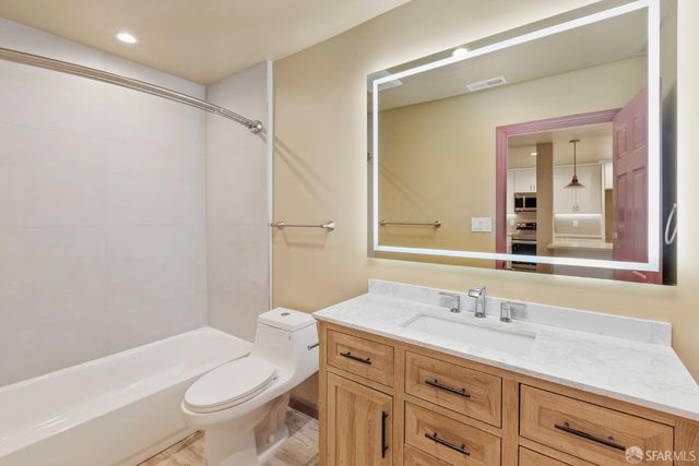 369 Frederick Street, San Francisco, CA 94117
