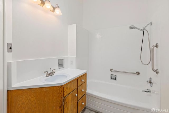 369 Frederick Street, San Francisco, CA 94117