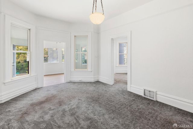 369 Frederick Street, San Francisco, CA 94117