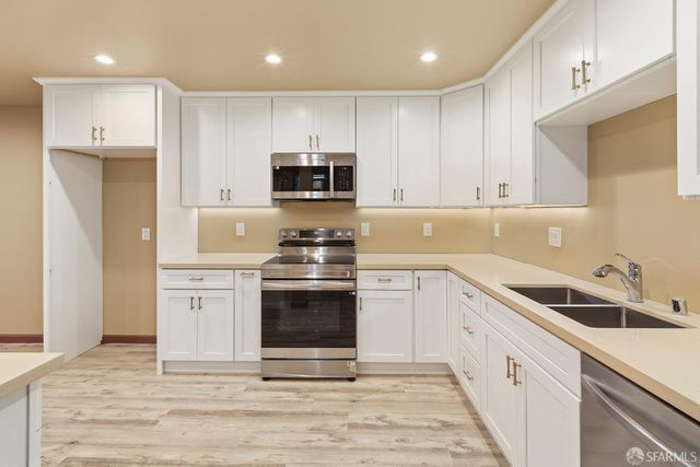 369 Frederick Street, San Francisco, CA 94117