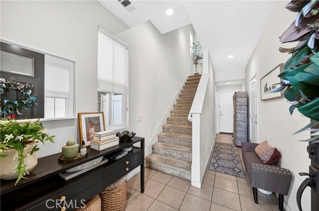 390 N Bellarose Way, Anaheim, CA 92805