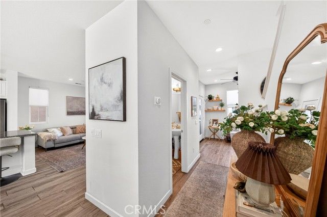 390 N Bellarose Way, Anaheim, CA 92805