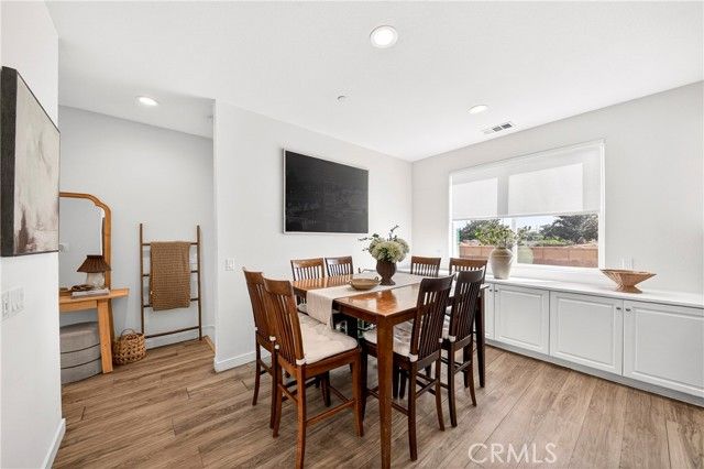 390 N Bellarose Way, Anaheim, CA 92805