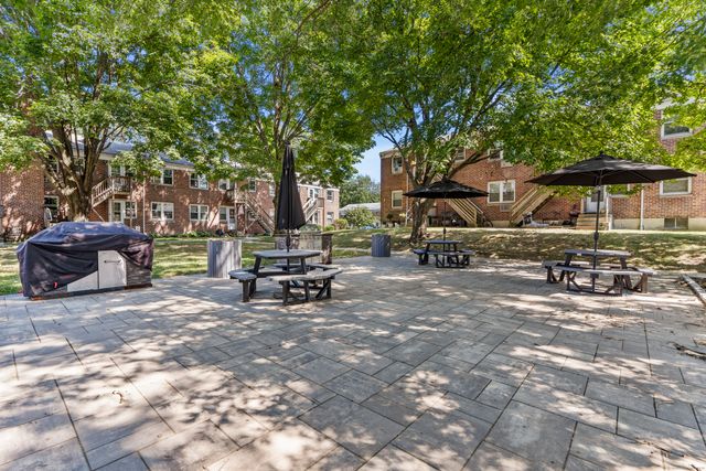 146 Blachley Road C, Stamford, CT 06902