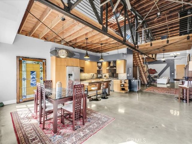 1100 E 3rd 204, Long Beach, CA 90802