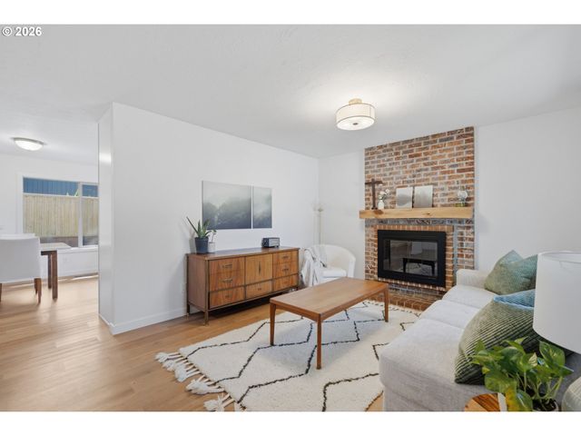 12790 Sw KATHERINE St, Portland, OR 97223