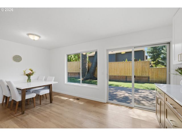 12790 Sw KATHERINE St, Portland, OR 97223