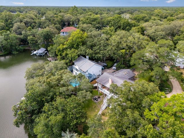 123 Star Drive, Fort Walton Beach, FL 32547