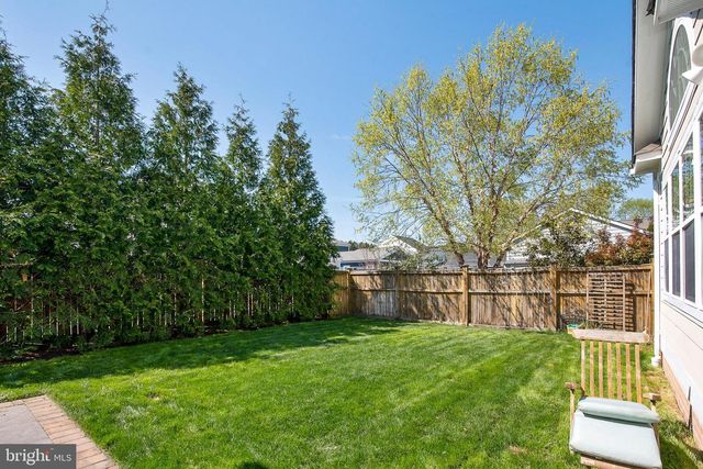 8020 EASTON VILLAGE DR, Easton, MD 21601