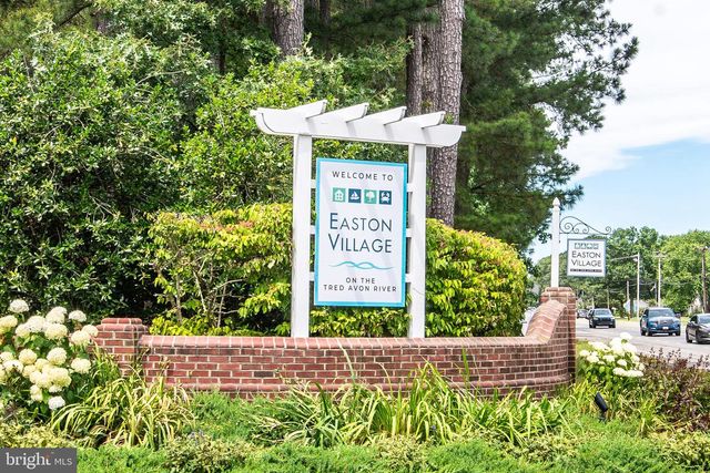 8020 EASTON VILLAGE DR, Easton, MD 21601