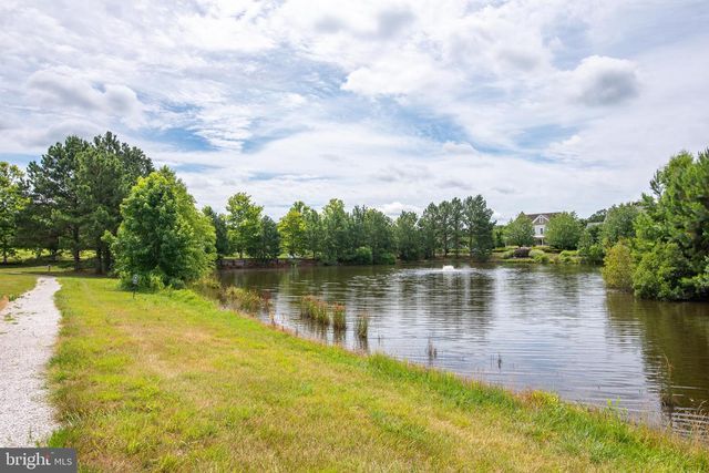 8020 EASTON VILLAGE DR, Easton, MD 21601