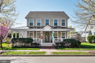 8020 EASTON VILLAGE DR, Easton, MD 21601