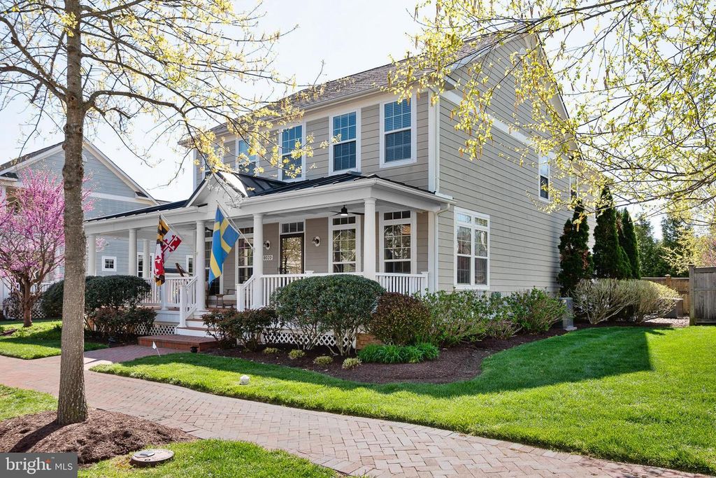 Image 3 of property listing at 8020 EASTON VILLAGE DR, Easton, MD 21601