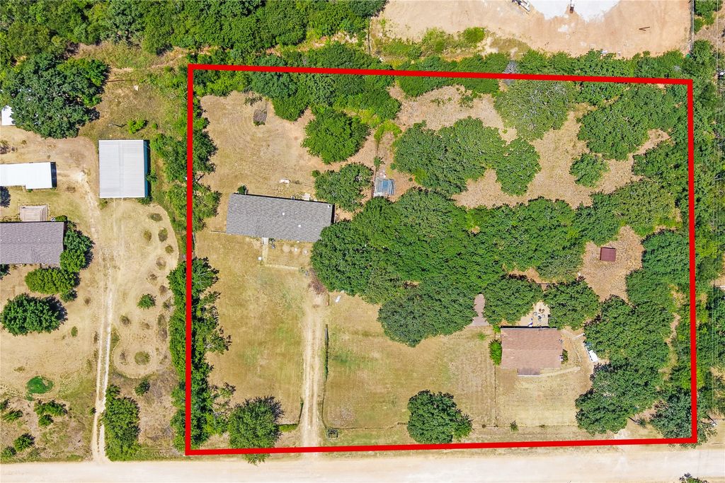 2309 Daniels Drive, Joshua, TX 76058 — exterior