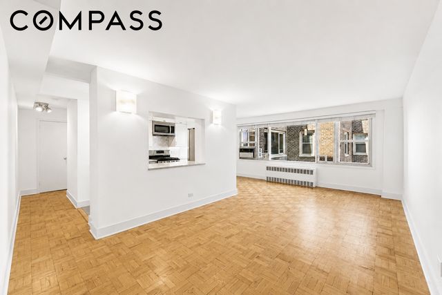 900 W 190th St Apt 11A, New York City, NY 10040