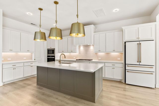 5015 Blooming Hibiscus Lane, Manvel, TX 77578