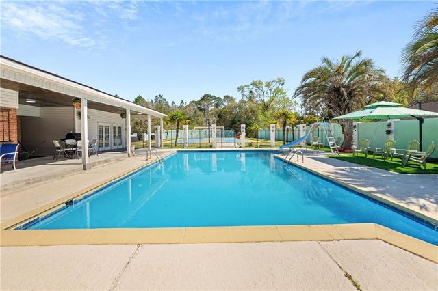1255 Spring Valley Drive E, Mobile, AL 36693