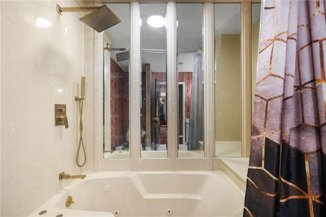 1255 Spring Valley Drive E, Mobile, AL 36693