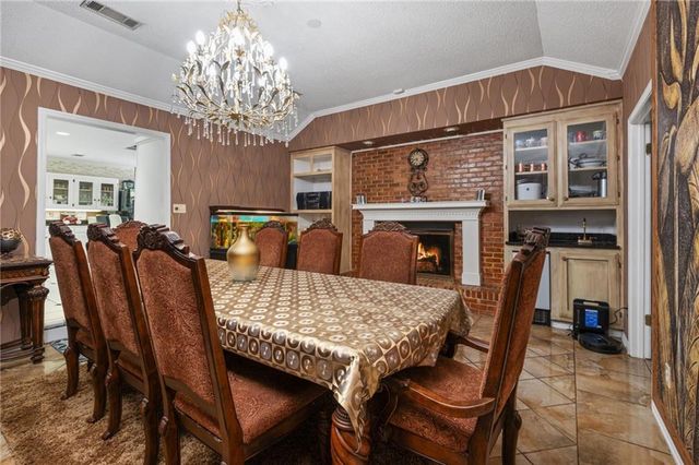 1255 Spring Valley Drive E, Mobile, AL 36693