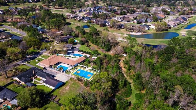 1255 Spring Valley Drive E, Mobile, AL 36693