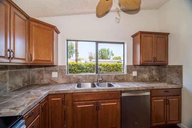 74360 Angels Camp Road, Palm Desert, CA 92260