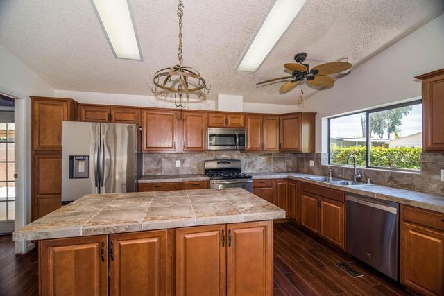 74360 Angels Camp Road, Palm Desert, CA 92260