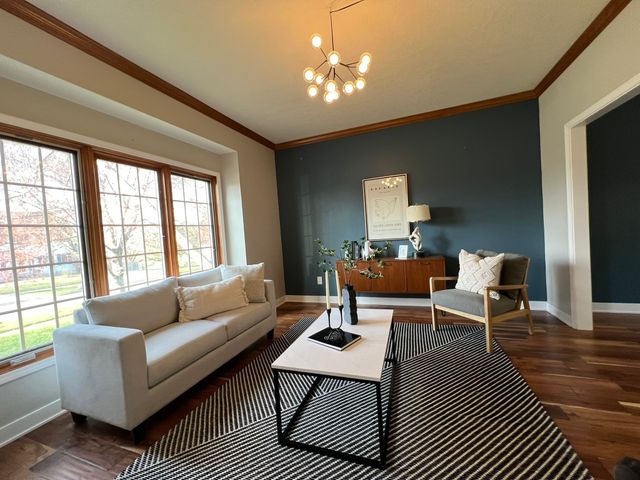 2501 Ridgewood Drive, West Des Moines, IA 50265