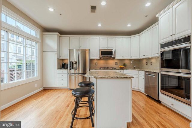 707 CATTS TAVERN DR, Alexandria, VA 22314
