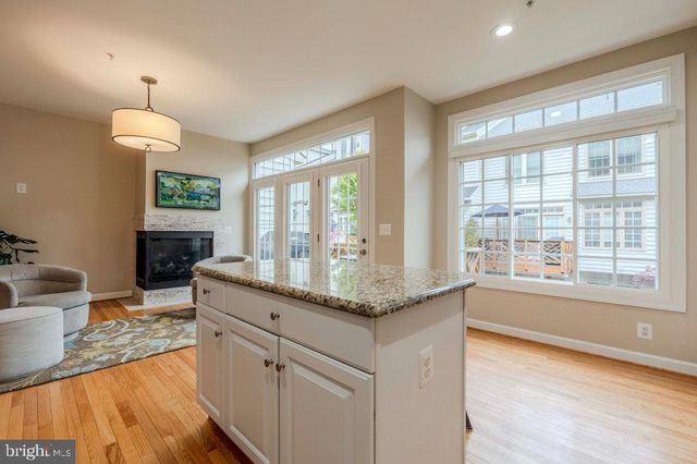 707 CATTS TAVERN DR, Alexandria, VA 22314