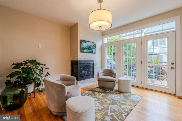 707 CATTS TAVERN DR, Alexandria, VA 22314