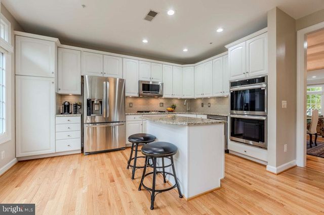 707 CATTS TAVERN DR, Alexandria, VA 22314
