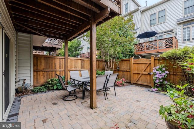 707 CATTS TAVERN DR, Alexandria, VA 22314