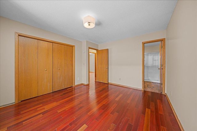 6535 Upper 14th Street N, Oakdale, MN 55128