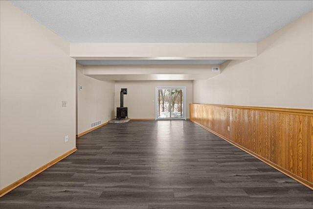 6535 Upper 14th Street N, Oakdale, MN 55128