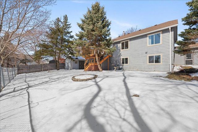 6535 Upper 14th Street N, Oakdale, MN 55128