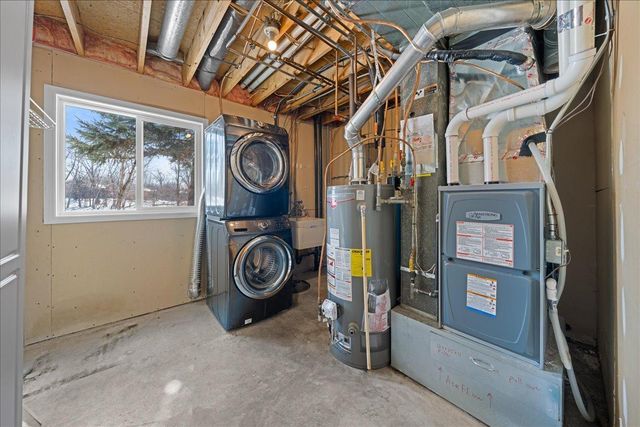 6535 Upper 14th Street N, Oakdale, MN 55128