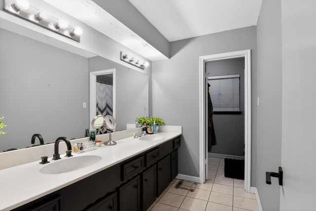 10923 Creektree Drive, Houston, TX 77070