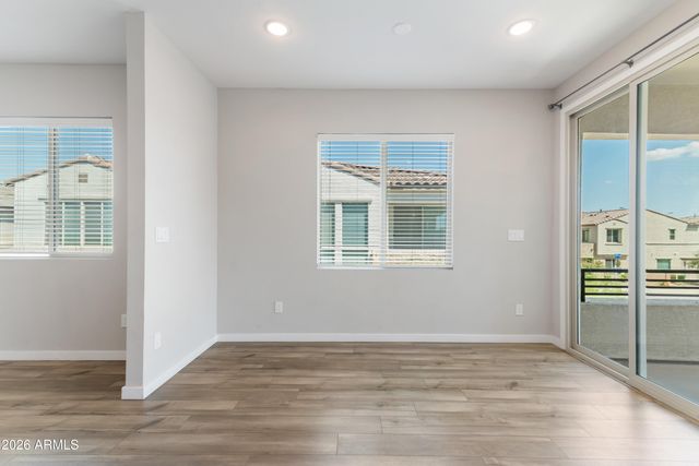 746 E Doral Avenue Unit 201, Gilbert, AZ 85297