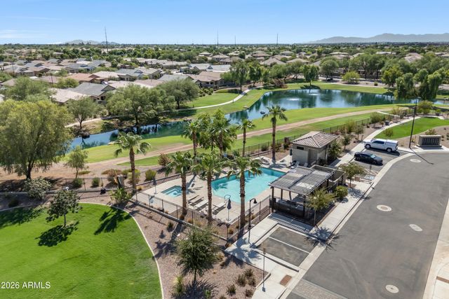746 E Doral Avenue Unit 201, Gilbert, AZ 85297