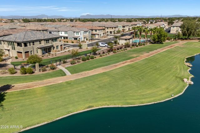 746 E Doral Avenue Unit 201, Gilbert, AZ 85297