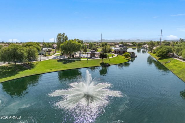 746 E Doral Avenue Unit 201, Gilbert, AZ 85297