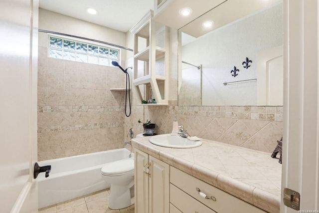 1103 Eagle View, Pleasanton, TX 78064