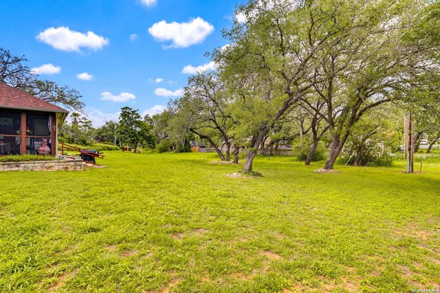 1103 Eagle View, Pleasanton, TX 78064