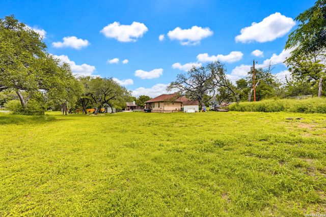 1103 Eagle View, Pleasanton, TX 78064