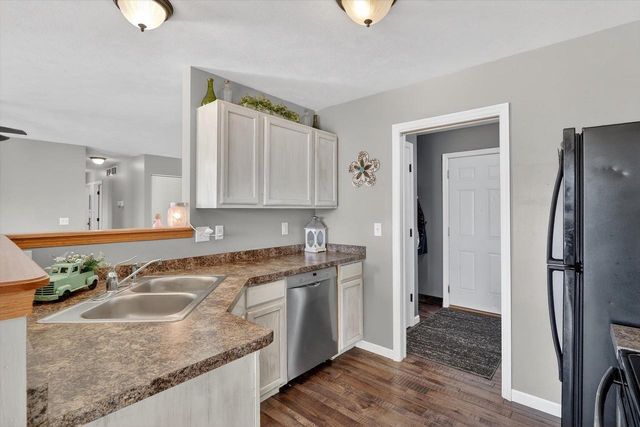 1627 Redwood Drive, Janesville, WI 53548
