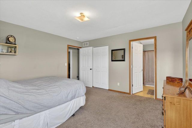 1627 Redwood Drive, Janesville, WI 53548