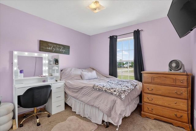 1627 Redwood Drive, Janesville, WI 53548