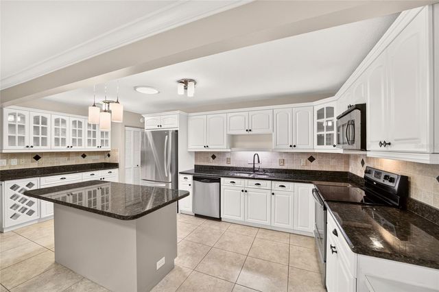8469 SW 92ND PLACE D, Ocala, FL 34481
