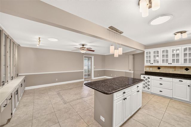 8469 SW 92ND PLACE D, Ocala, FL 34481